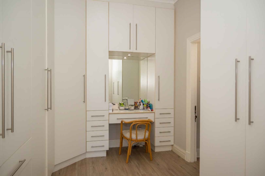 5 Bedroom Property for Sale in Walmer Eastern Cape